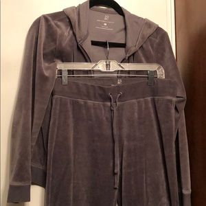NY&CO velour sweatsuit
